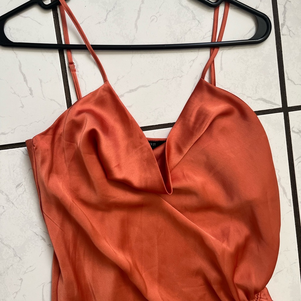 Forever 21 orange satin dress - Picture 5 of 7